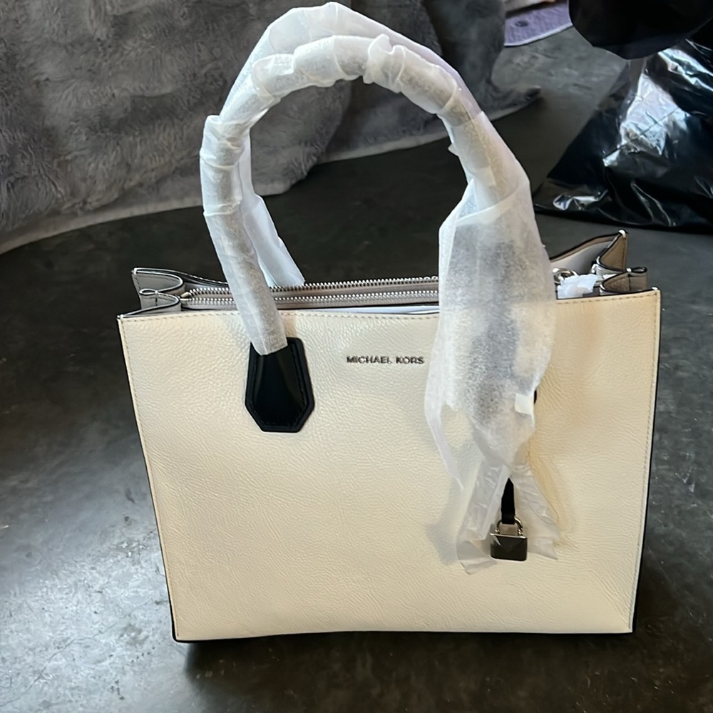 NWT Michael Kors Purse